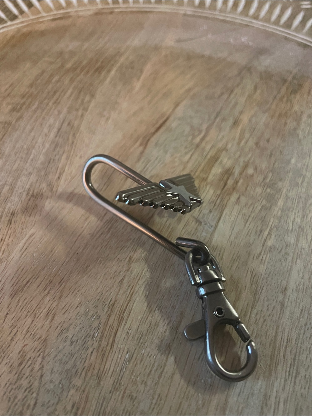 Star Wing Key Finder - Picture 2 of 2